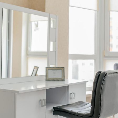 Appartamento Luxrent Chişinău Esterno foto