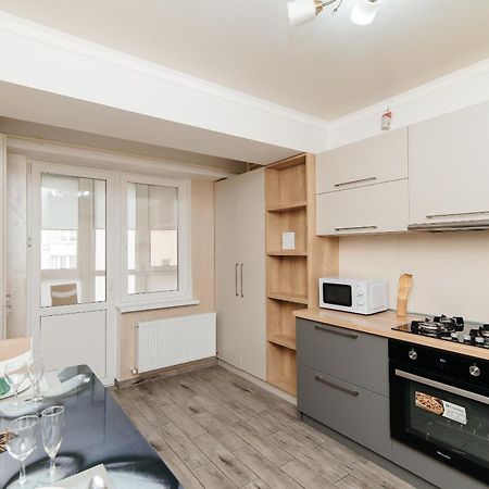Appartamento Luxrent Chişinău Esterno foto