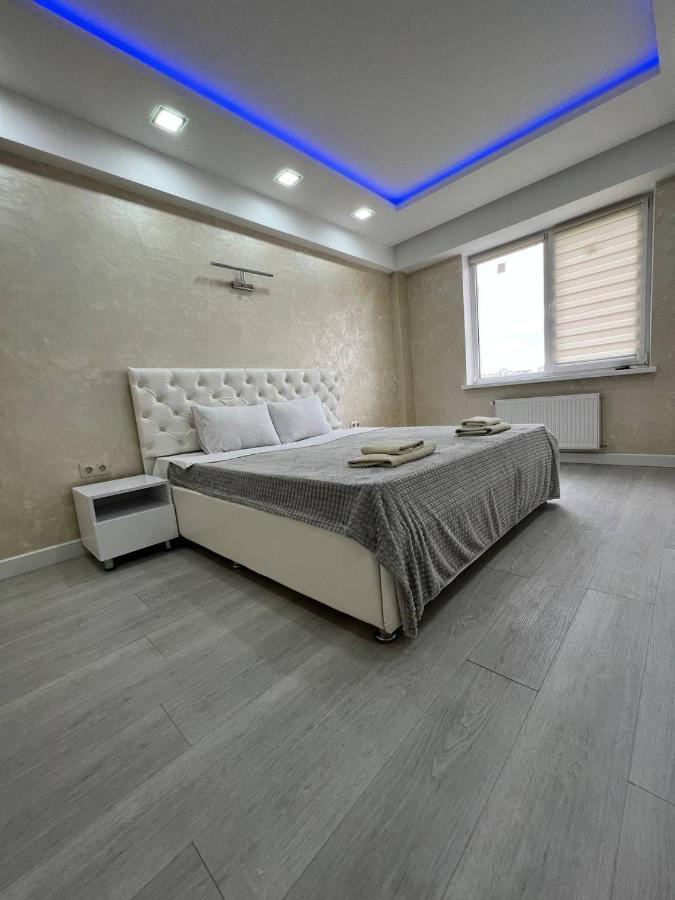 Appartamento Luxrent Chişinău Esterno foto